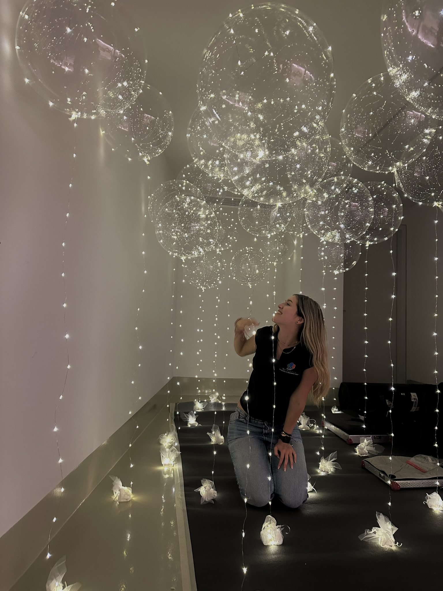 Decoración con luces para evento corporativo en Málaga
